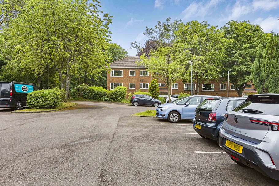 1 bedroom flat in Harpenden House Exchange